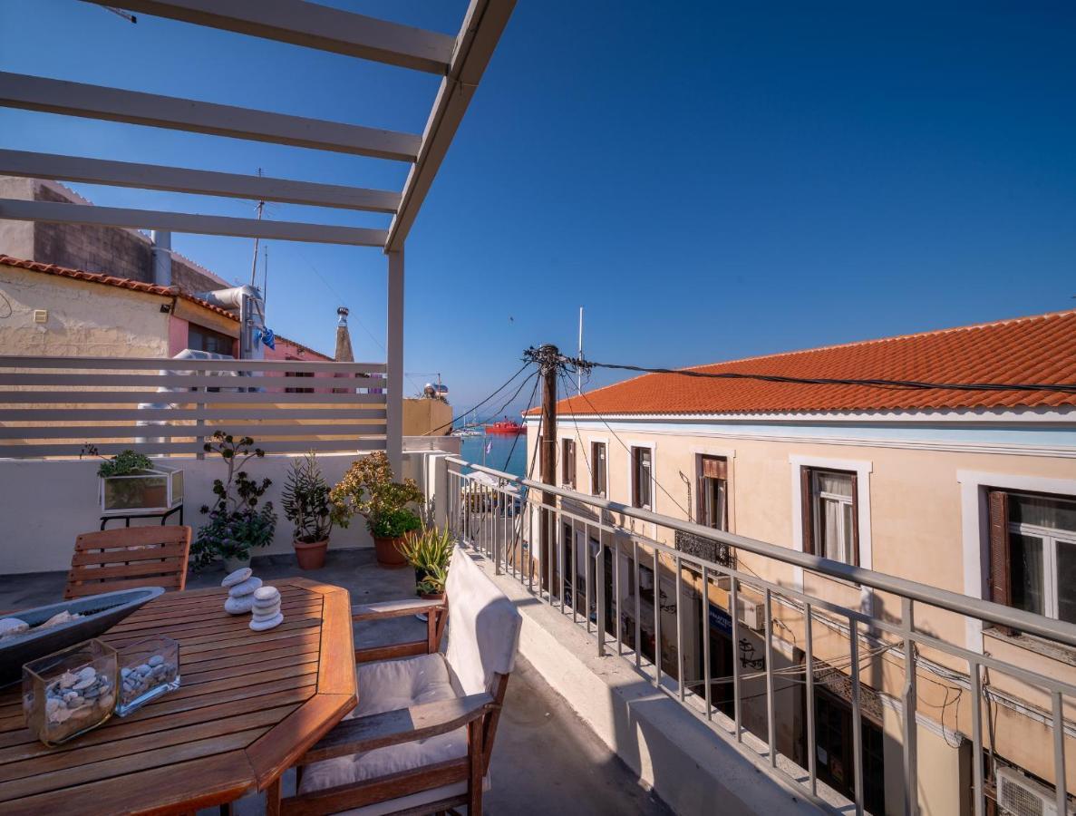 The Roof - Flat Sea View In Aegina Town Apartamento Exterior foto