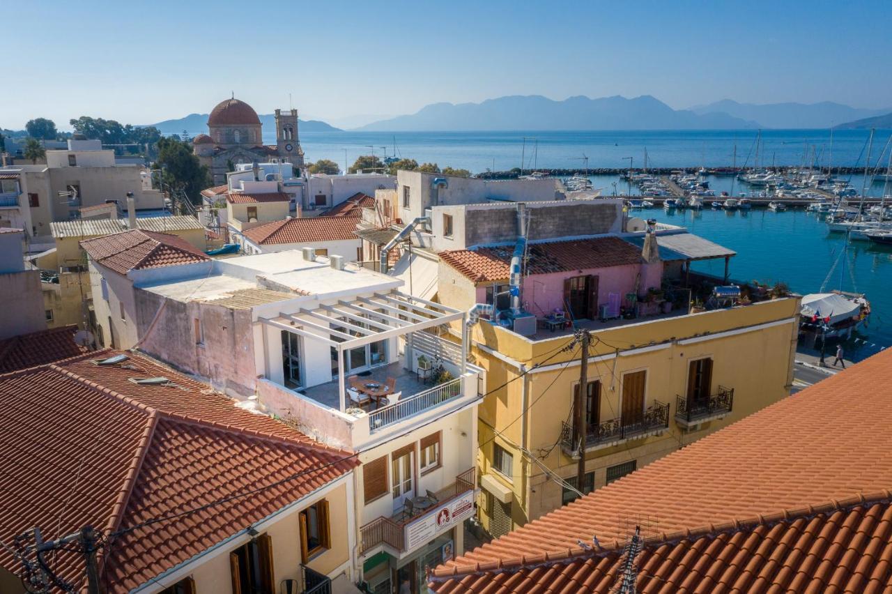 The Roof - Flat Sea View In Aegina Town Apartamento Exterior foto