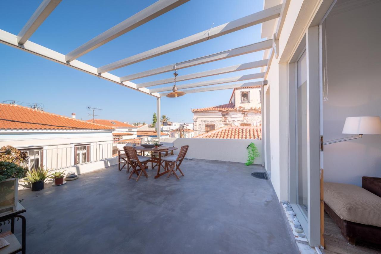 The Roof - Flat Sea View In Aegina Town Apartamento Exterior foto